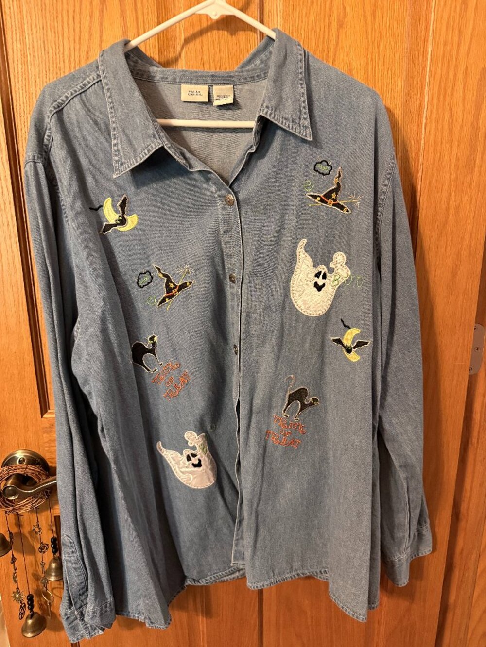 PLUS Women's Vintage Halloween Top